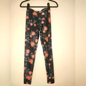 Blackmilk rose print leggings size small
